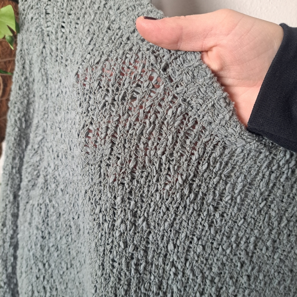 Ruby Moon Sweater - Picture 3 of 4
